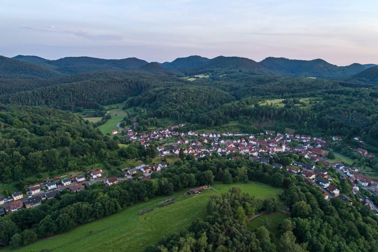 Landgasthaus & Hotel Zur Krone Дан Экстерьер фото